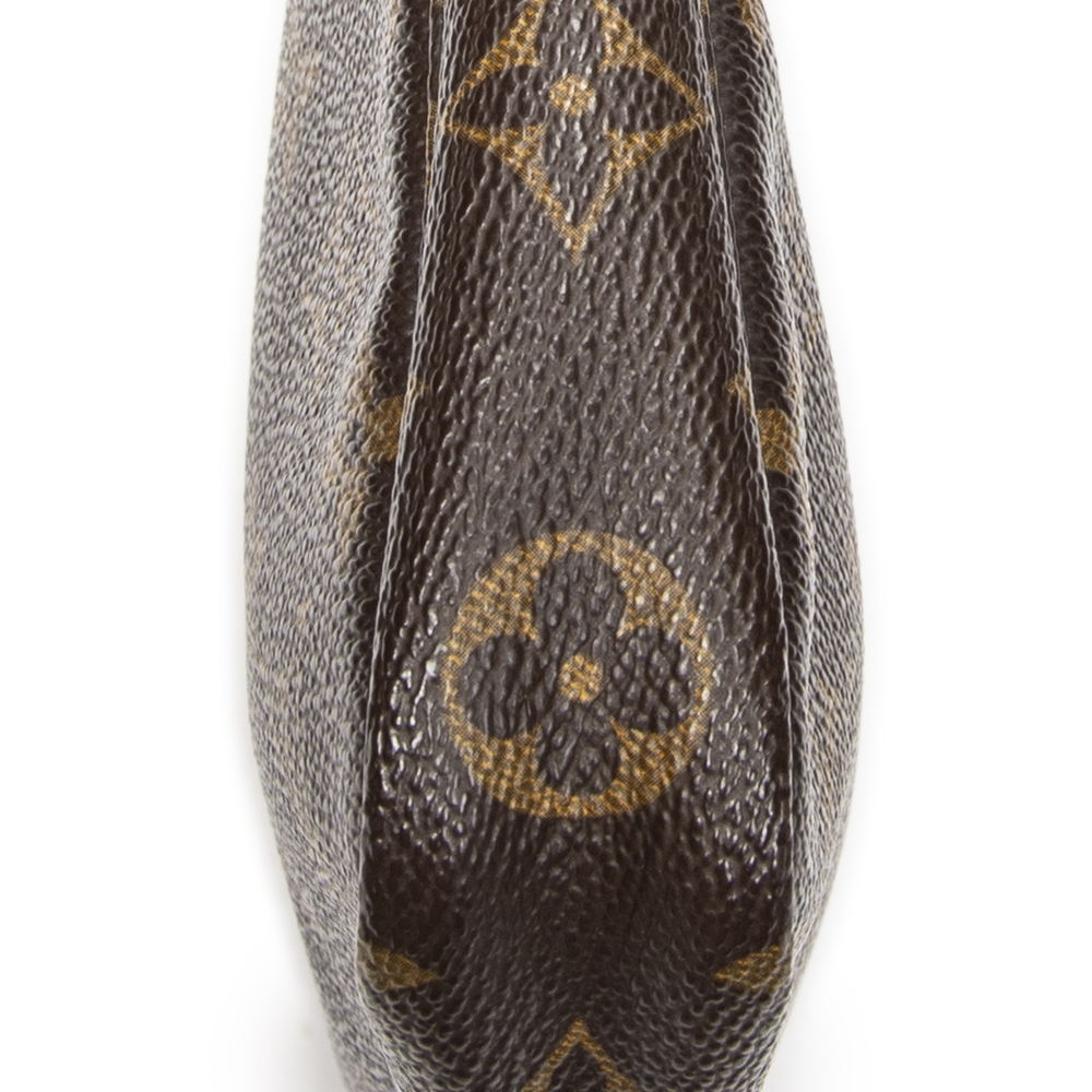 Louis Vuitton Pochette Accessoires - Picture 7 of 10